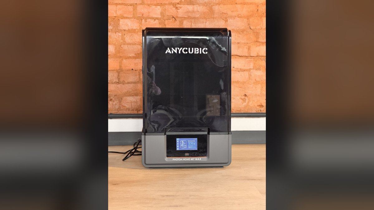Фотополимерный 3D-принтер Anycubic Photon Mono M7 Max в парке Атримут, общий план